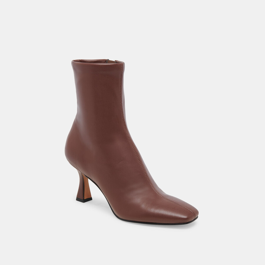 glamour boots chocolate stella